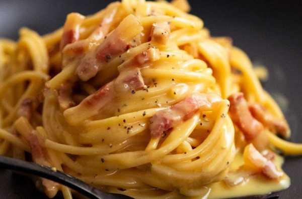 Receita Macarrão à Carbonara - Receita Brasileira