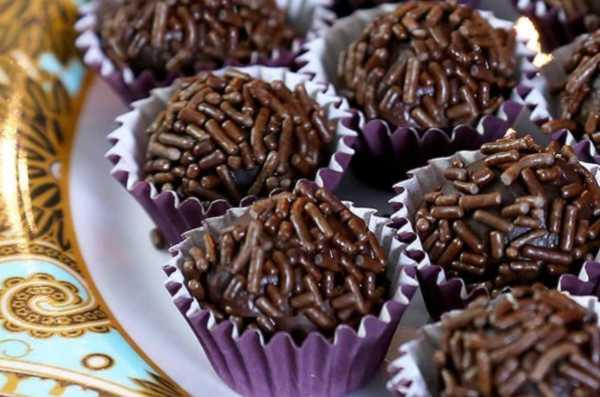 Como Fazer Brigadeiro de Enrolar 